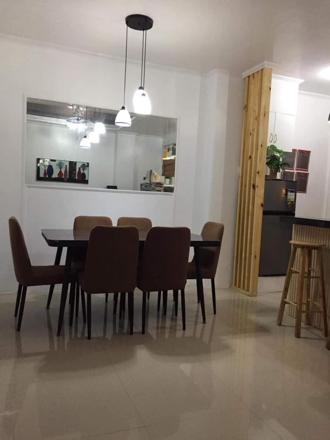 באגויו Emiliez Place מראה חיצוני תמונה