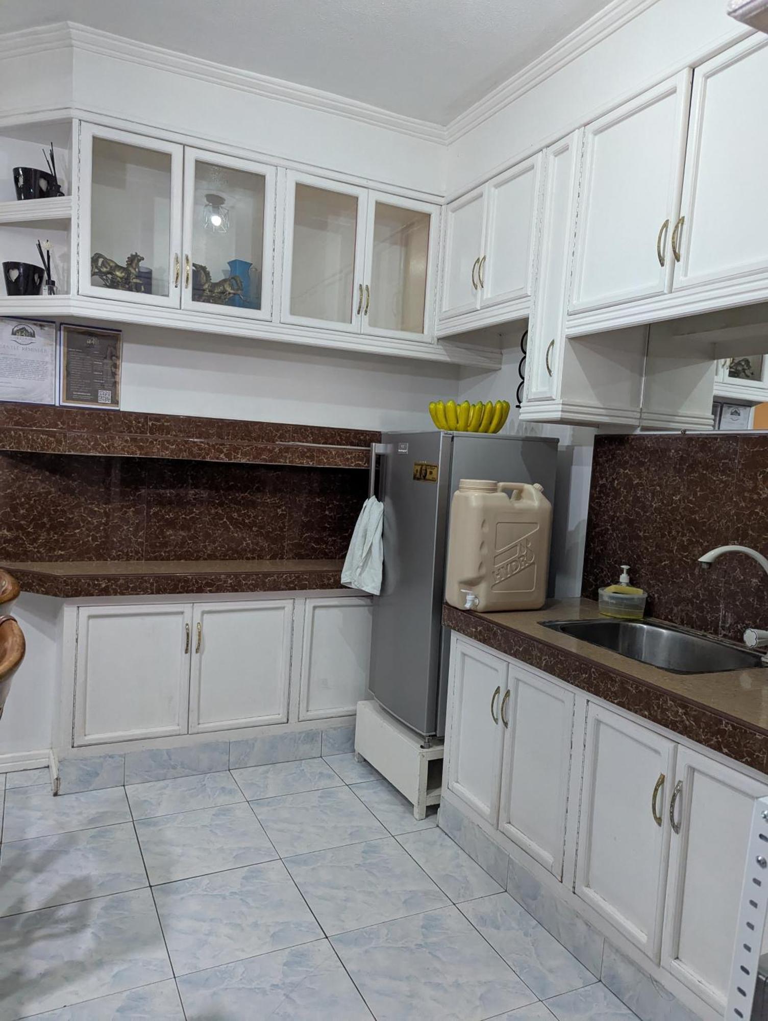 באגויו Emiliez Place מראה חיצוני תמונה